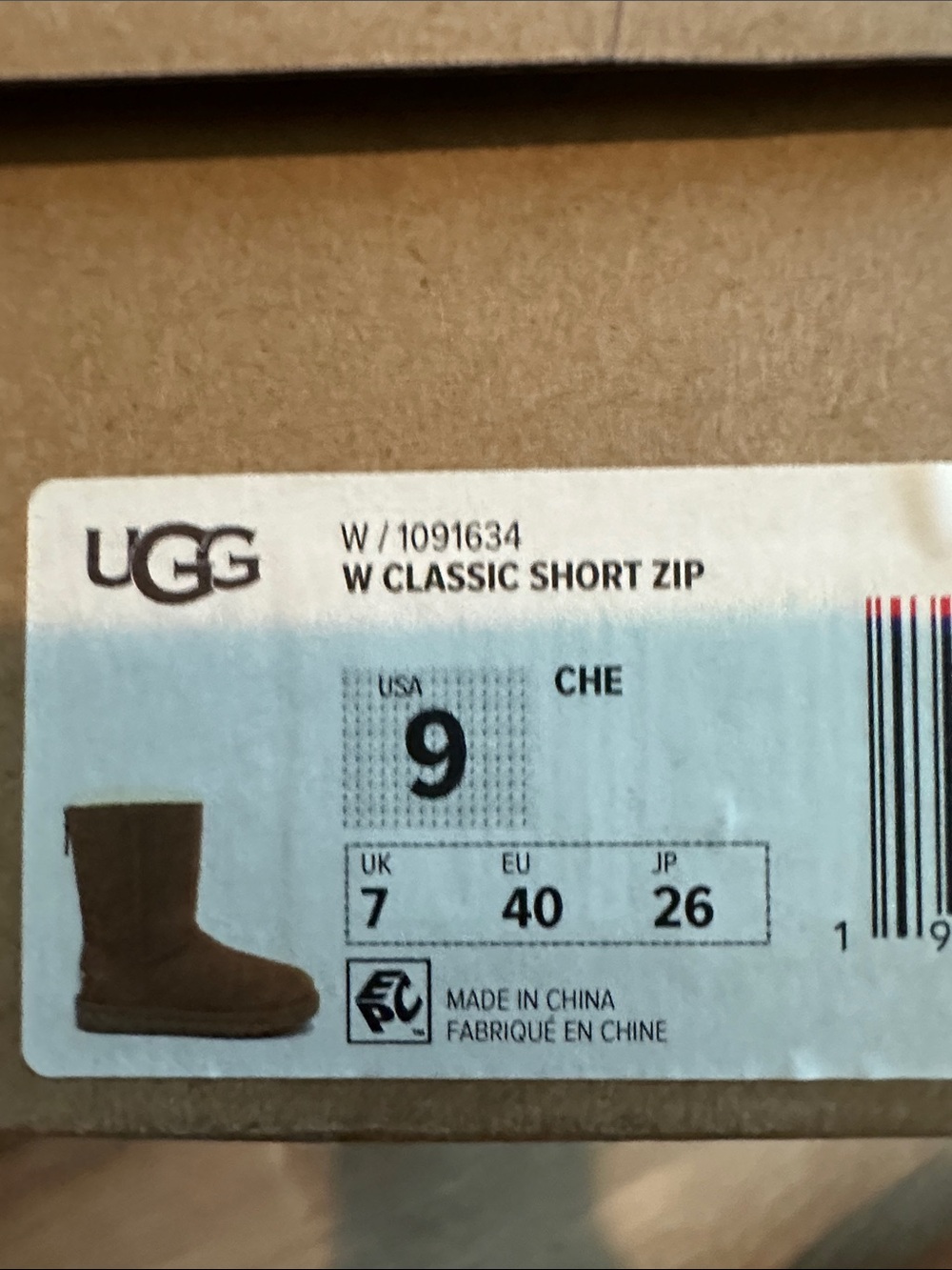Ugh classic short zip boots